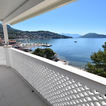 Apartment Aqua Херцег Нови Екстериор снимка