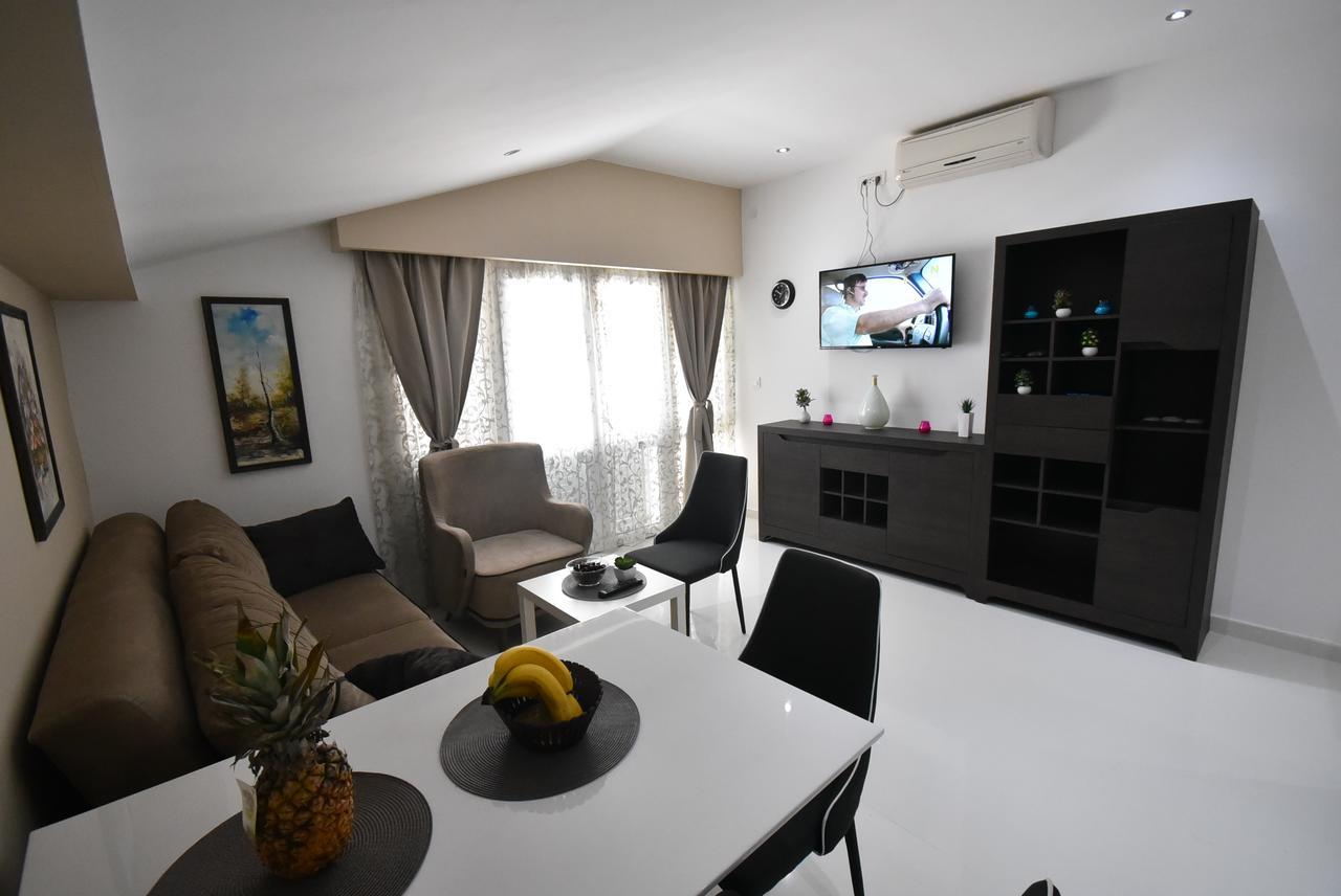 Apartment Aqua Херцег Нови Екстериор снимка